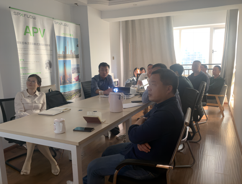 馬欄山區(qū)域能源項(xiàng)目專題會(huì)議